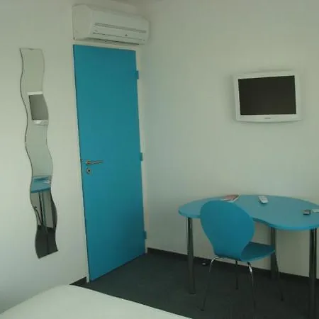 The Originals City, Anaïade, Saint-nazaire Hotel 3*